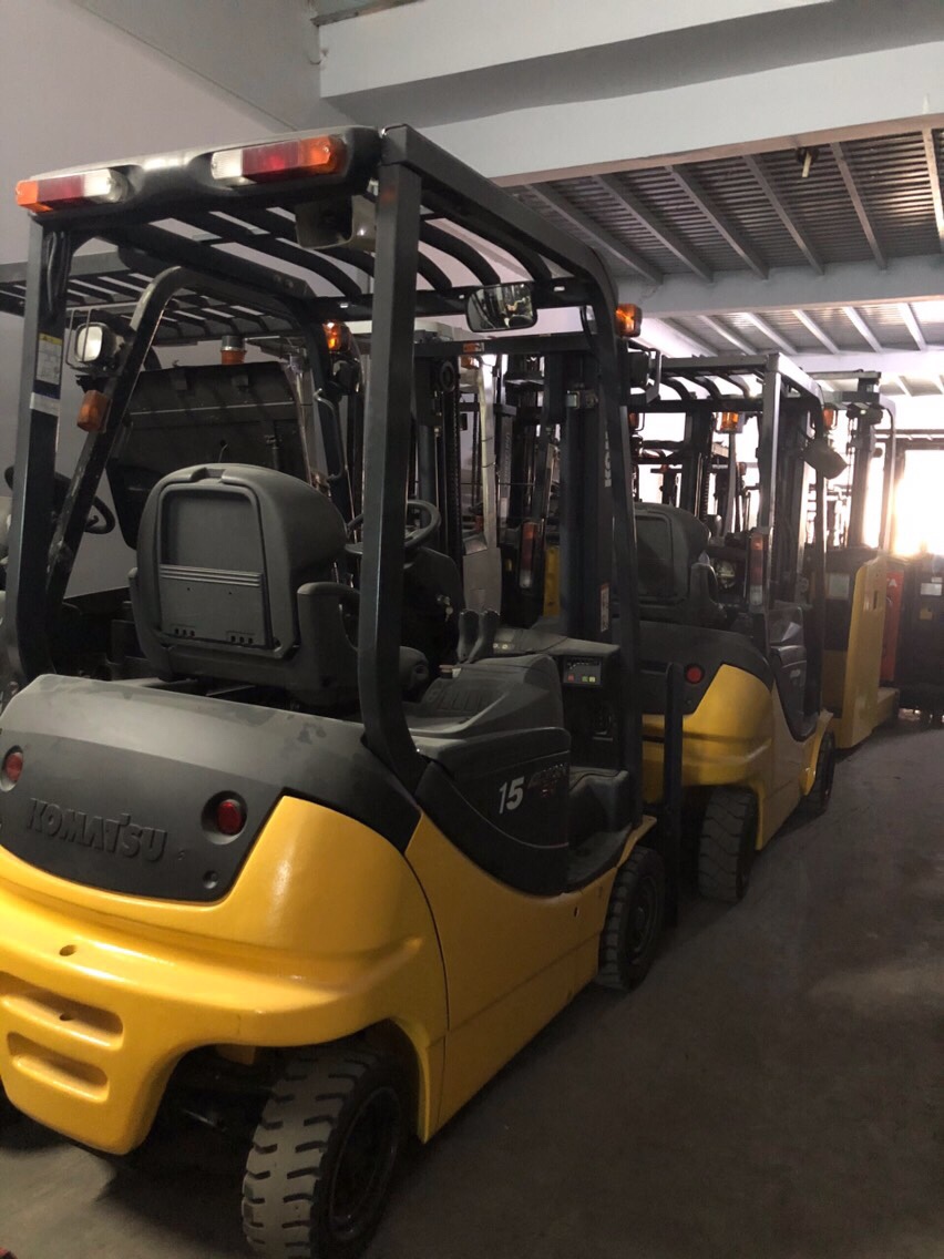 xe nâng điện komatsu cũ.jpg (231 KB)